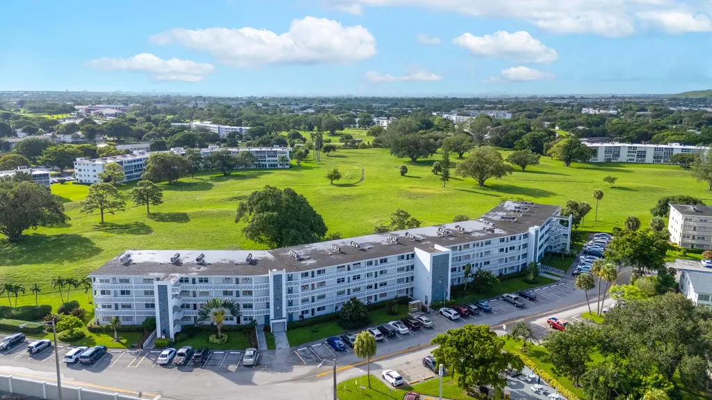 3031 Ventnor H Deerfield Beach FL 33442