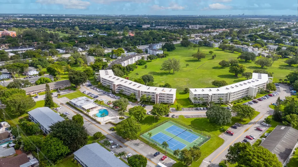 3031 Ventnor H Deerfield Beach FL 33442