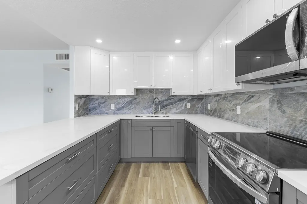3031 Ventnor H Deerfield Beach FL 33442