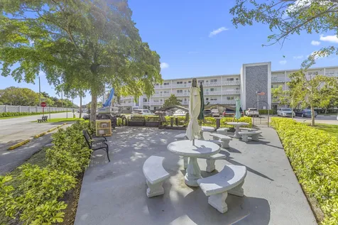 3031 Ventnor H Deerfield Beach FL 33442