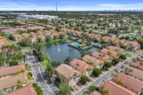 1825 Sonrisa Street Riviera Beach FL 33404