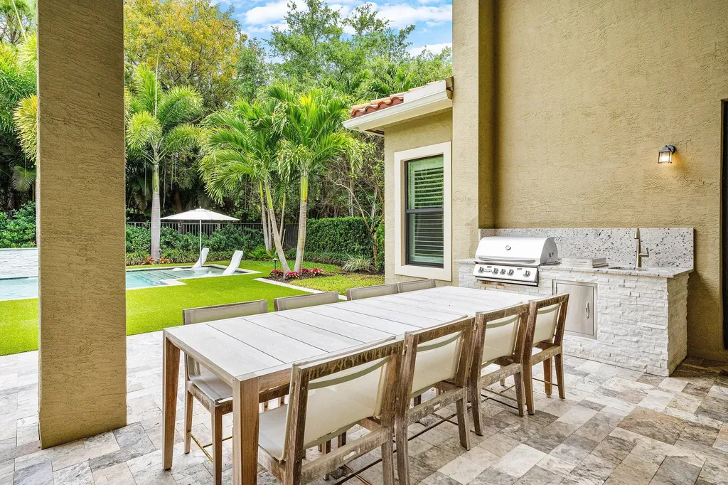 8748 Lewis River Road Delray Beach FL 33446
