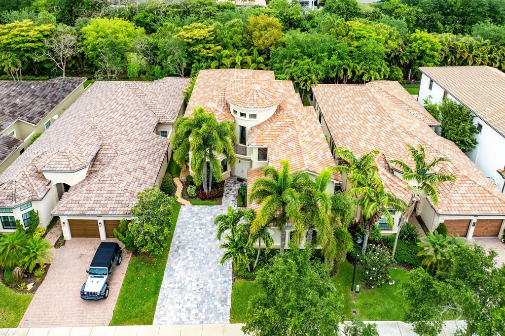 8748 Lewis River Road Delray Beach FL 33446