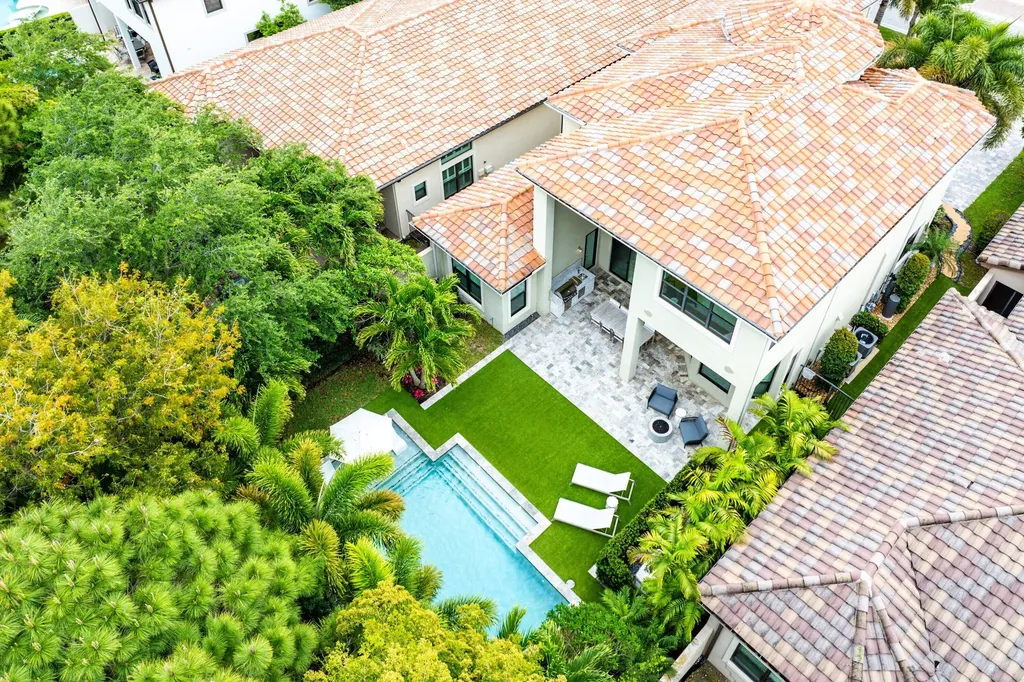 8748 Lewis River Road Delray Beach FL 33446