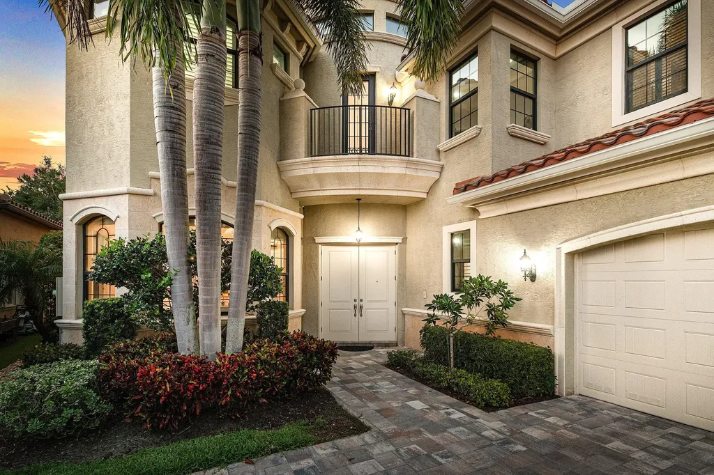 8748 Lewis River Road Delray Beach FL 33446