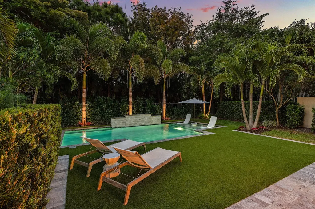 8748 Lewis River Road Delray Beach FL 33446