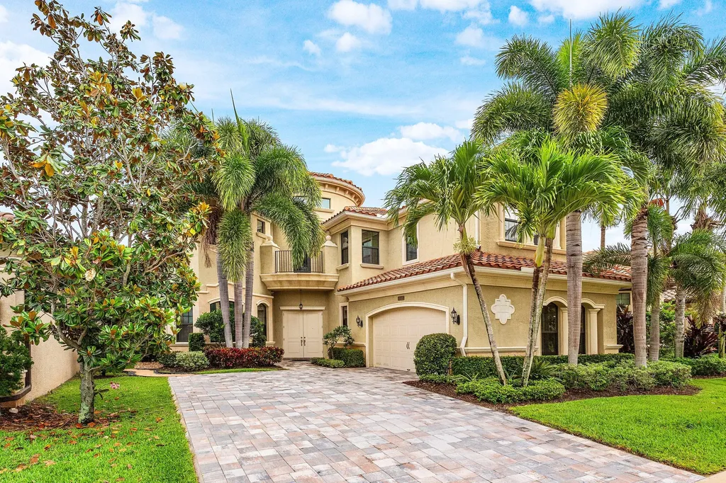 8748 Lewis River Road Delray Beach FL 33446