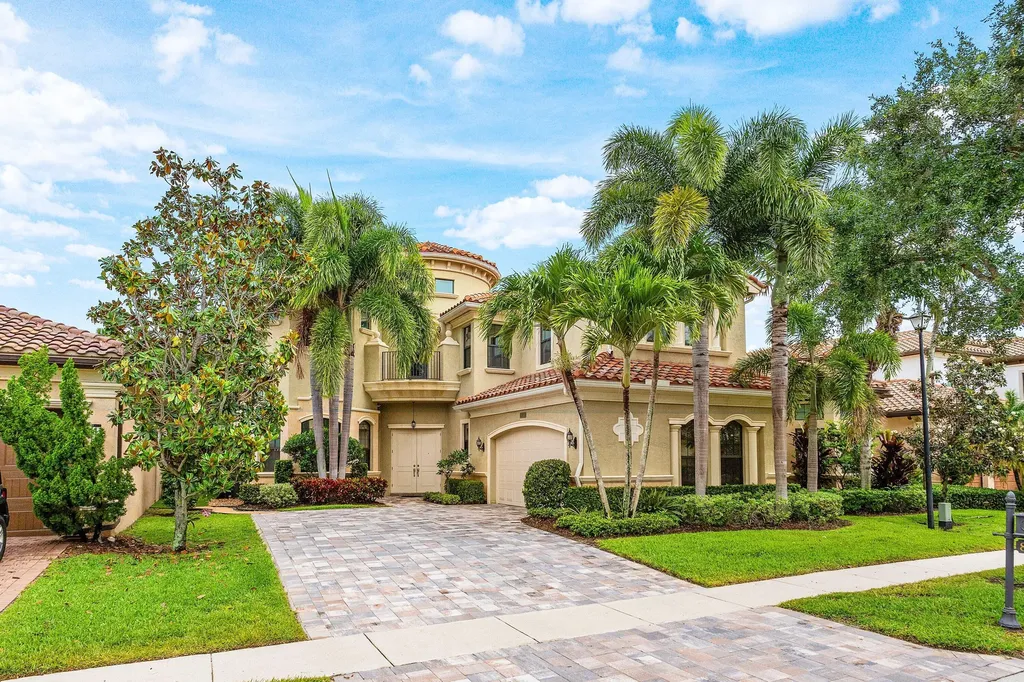 8748 Lewis River Road Delray Beach FL 33446