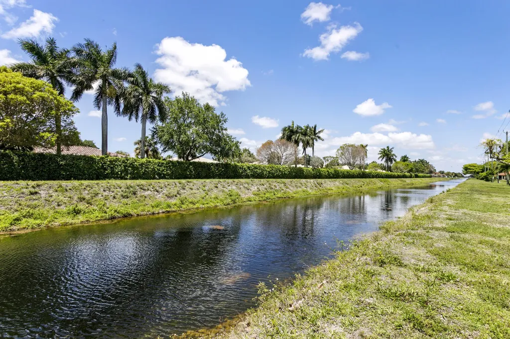 10711 Palm Leaf Drive Boynton Beach FL 33437