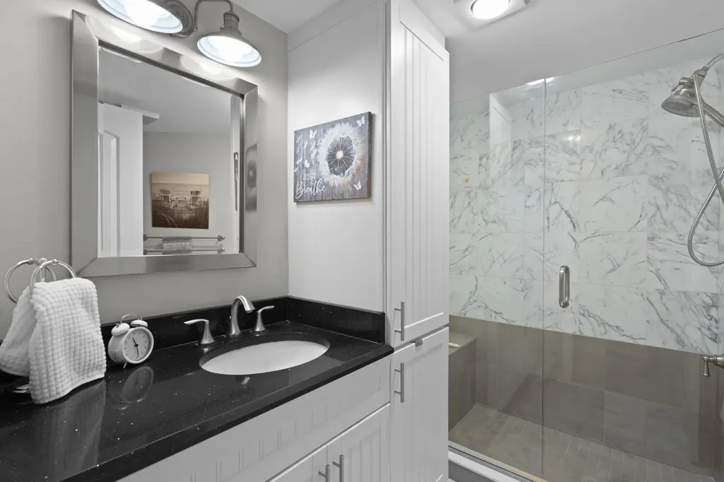 233 NE Edgewater Drive Hutchinson Island FL 34996