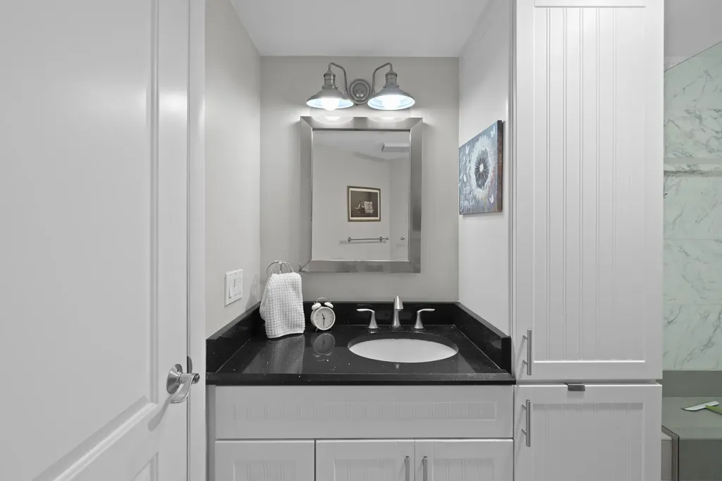 233 NE Edgewater Drive Hutchinson Island FL 34996