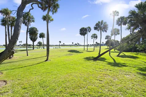 233 NE Edgewater Drive Hutchinson Island FL 34996