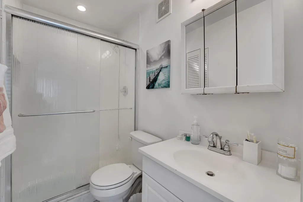 14 South Lane Boynton Beach FL 33435