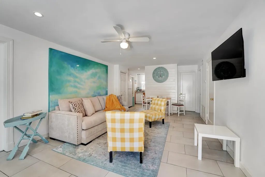 14 South Lane Boynton Beach FL 33435