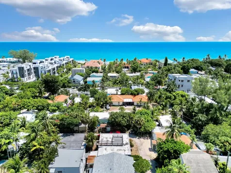 14 South Lane Boynton Beach FL 33435