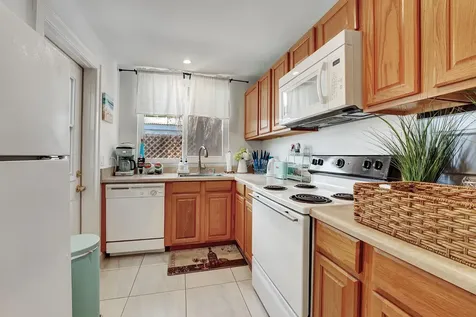 14 South Lane Boynton Beach FL 33435
