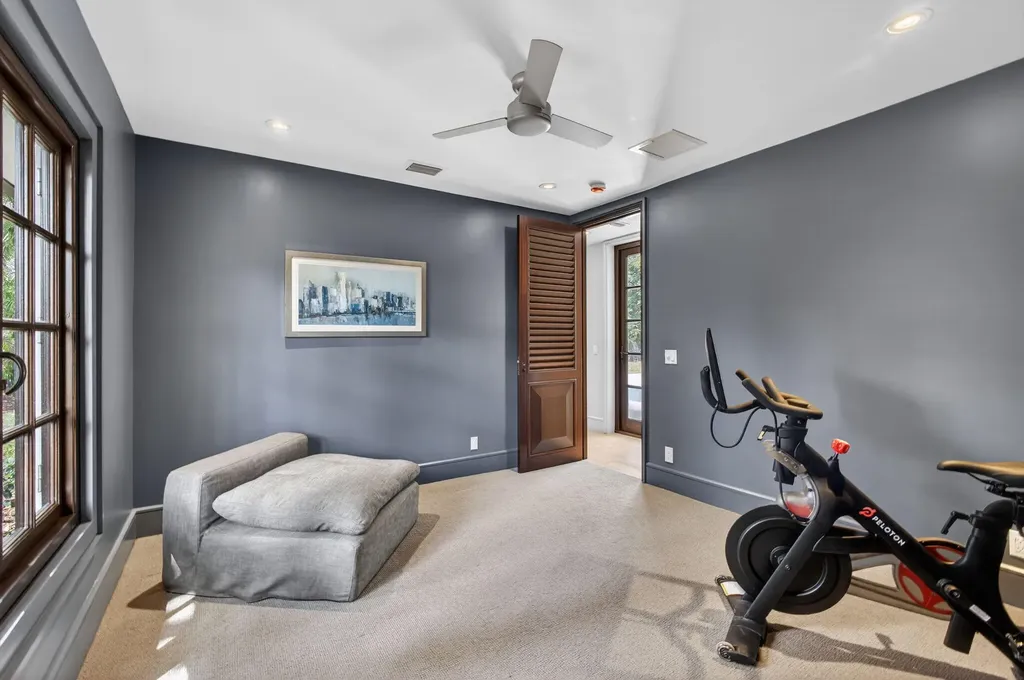 17 Carrick Road Palm Beach Gardens FL 33418