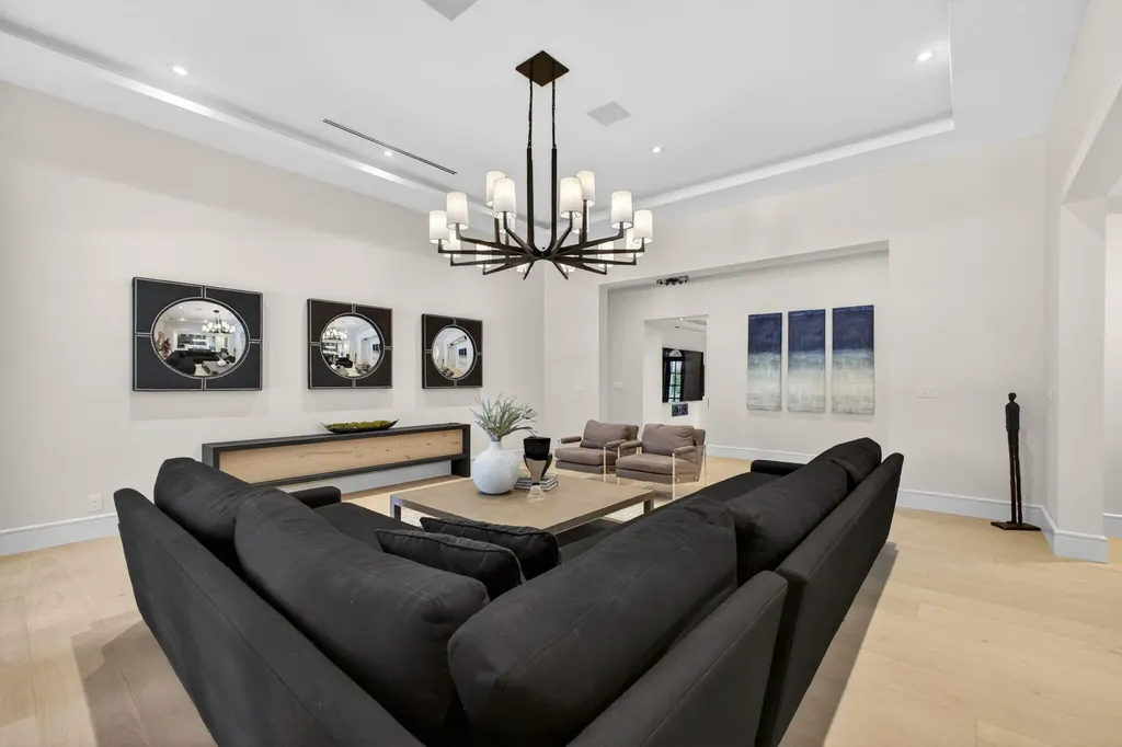 17 Carrick Road Palm Beach Gardens FL 33418