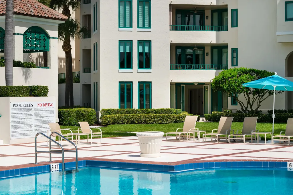 100 SE 5th Avenue Boca Raton FL 33432
