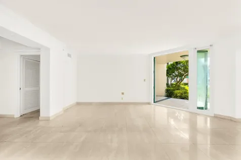 100 SE 5th Avenue Boca Raton FL 33432
