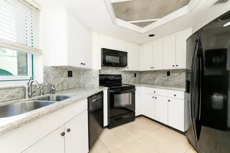 100 SE 5th Avenue Boca Raton FL 33432