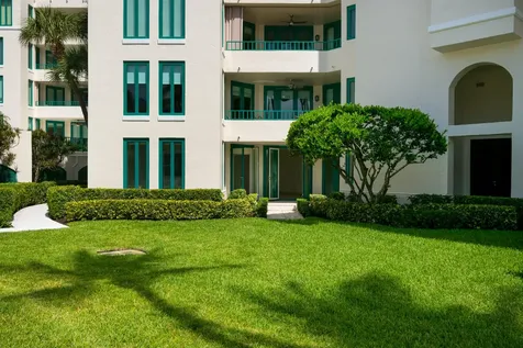 100 SE 5th Avenue Boca Raton FL 33432