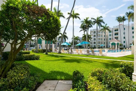 100 SE 5th Avenue Boca Raton FL 33432