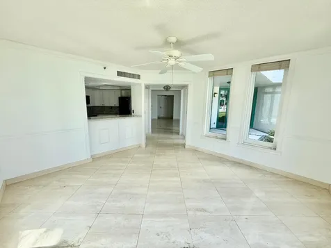 100 SE 5th Avenue Boca Raton FL 33432