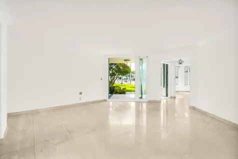 100 SE 5th Avenue Boca Raton FL 33432