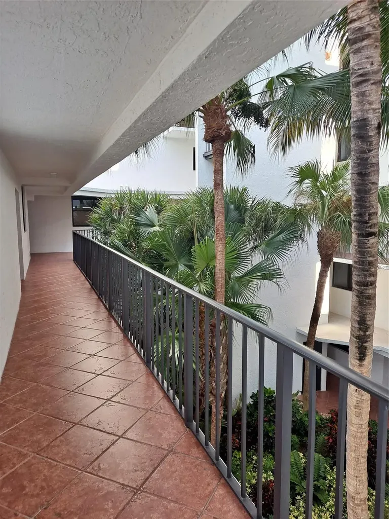 2565 S Ocean Boulevard Highland Beach FL 33487
