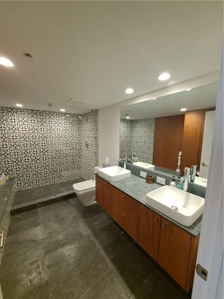 2565 S Ocean Boulevard Highland Beach FL 33487