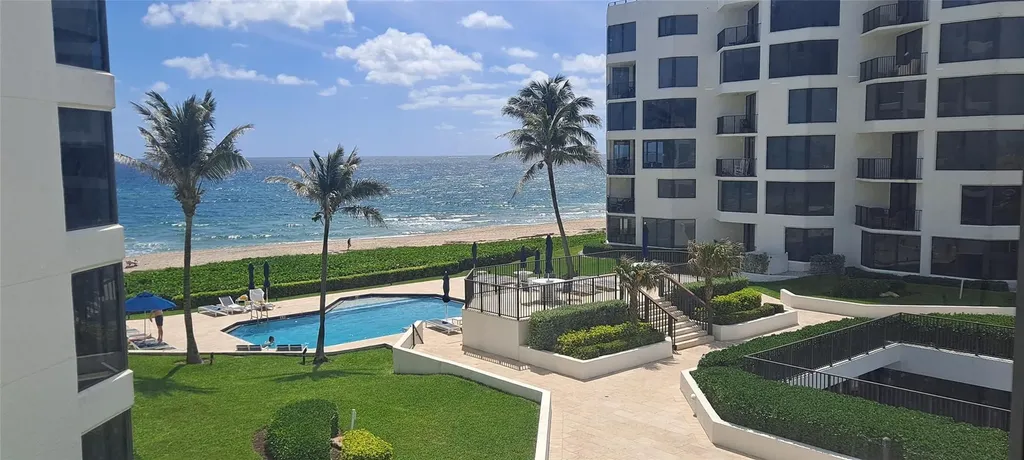 2565 S Ocean Boulevard Highland Beach FL 33487