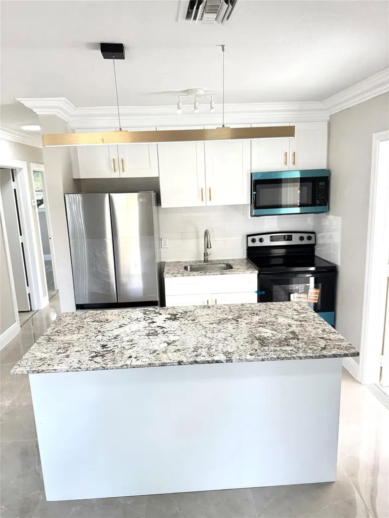 1020 NW 26th Avenue Fort Lauderdale FL 33311