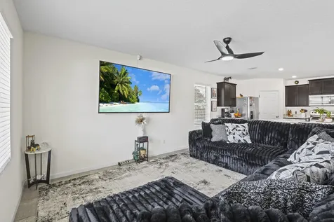 1017 SW Kant Avenue Port St Lucie FL 34953