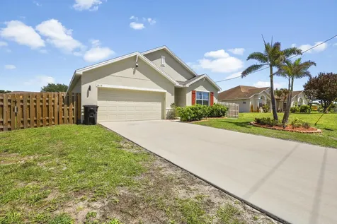 1017 SW Kant Avenue Port St Lucie FL 34953