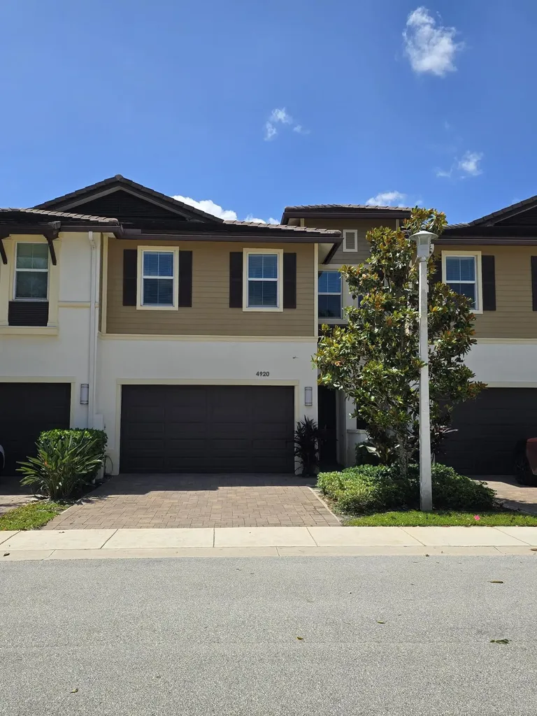 4920 Pointe Midtown Way Palm Beach Gardens FL 33418