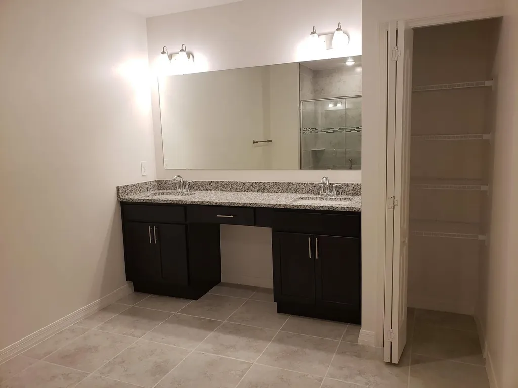 10621 SW Vasari Way Port St Lucie FL 34987