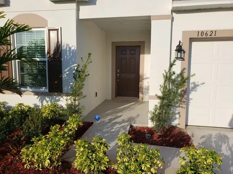 10621 SW Vasari Way Port St Lucie FL 34987
