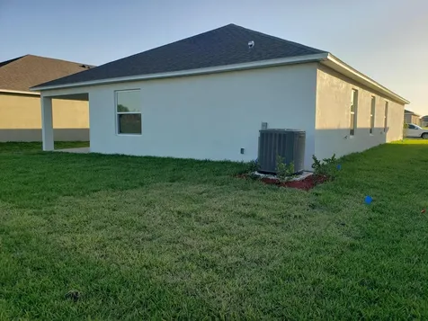 10621 SW Vasari Way Port St Lucie FL 34987