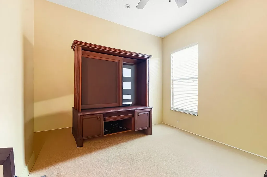 10521 SW Westlawn Boulevard N Port St Lucie FL 34987