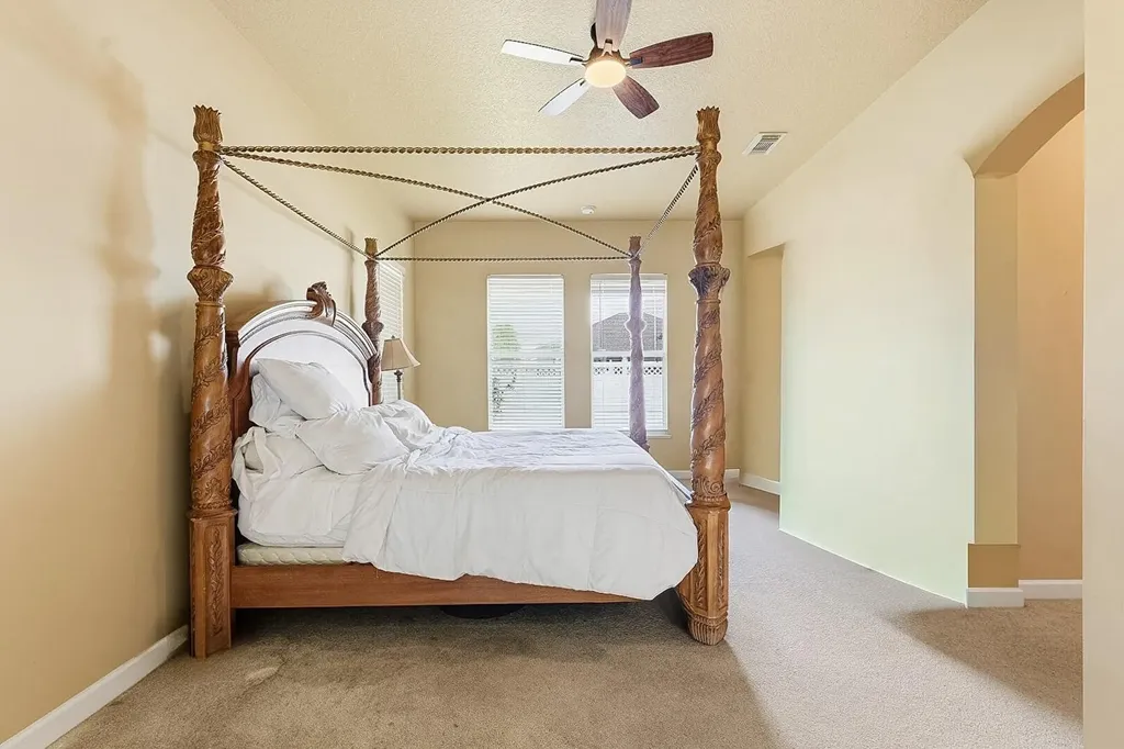 10521 SW Westlawn Boulevard N Port St Lucie FL 34987