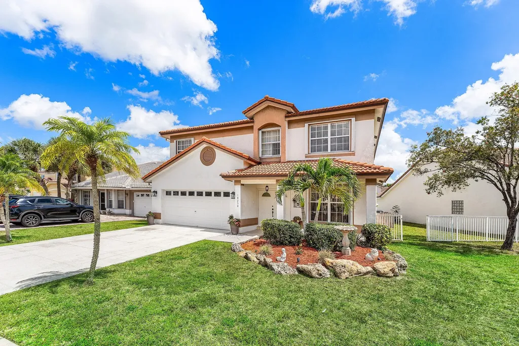 18250 Blue Lake Way Boca Raton FL 33498
