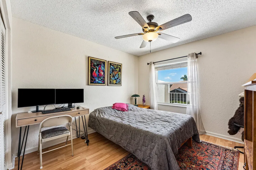 18250 Blue Lake Way Boca Raton FL 33498