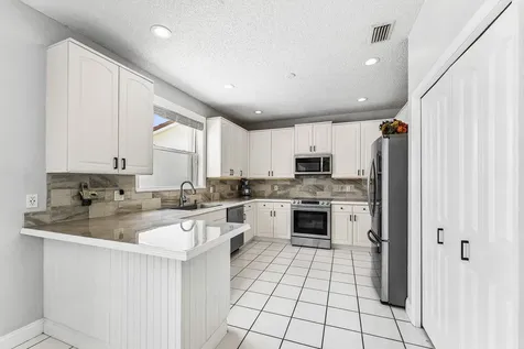 18250 Blue Lake Way Boca Raton FL 33498
