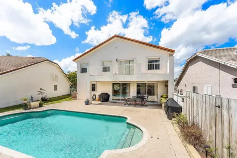 18250 Blue Lake Way Boca Raton FL 33498
