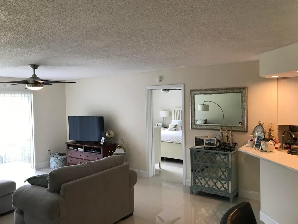 700 S Crestwood Court Court S Royal Palm Beach FL 33411