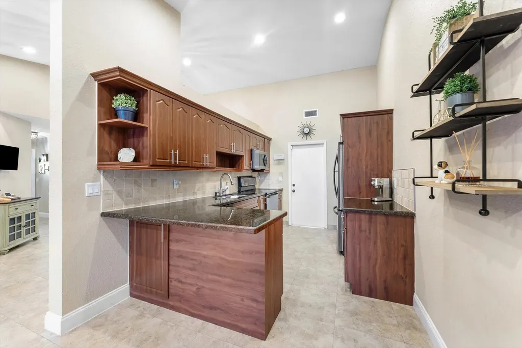 1 Hawthorne Lane Boynton Beach FL 33426