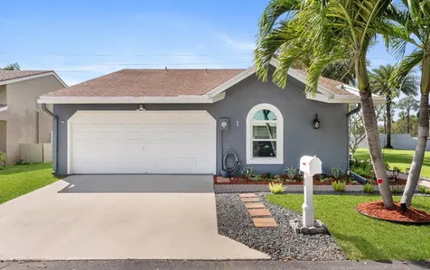 1 Hawthorne Lane Boynton Beach FL 33426
