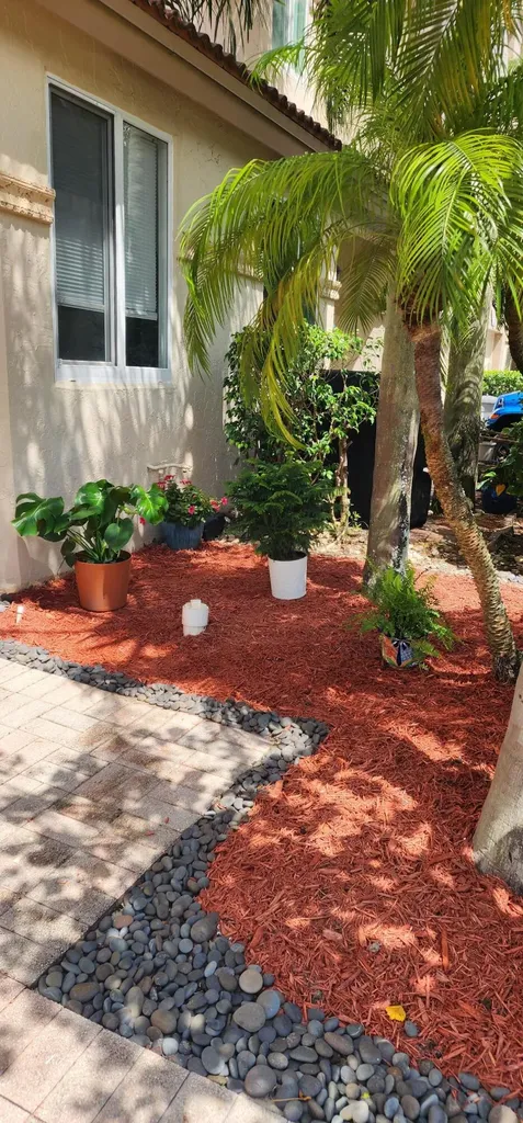 6698 Via Regina Boca Raton FL 33433