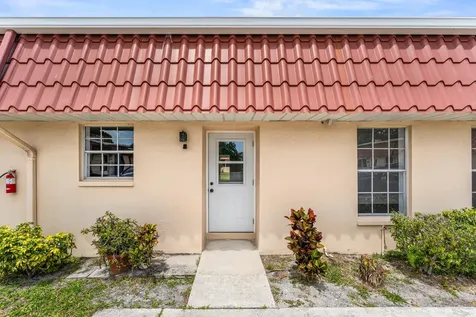 711 Laconia Circle Greenacres FL 33467